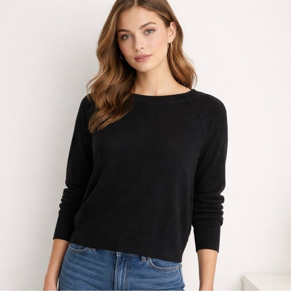 Lucky Brand Sweaters - Lucky Brand Black Crew Neck Sweater SZ
Medium Cashmere Blend Black Boxy Cut NWT